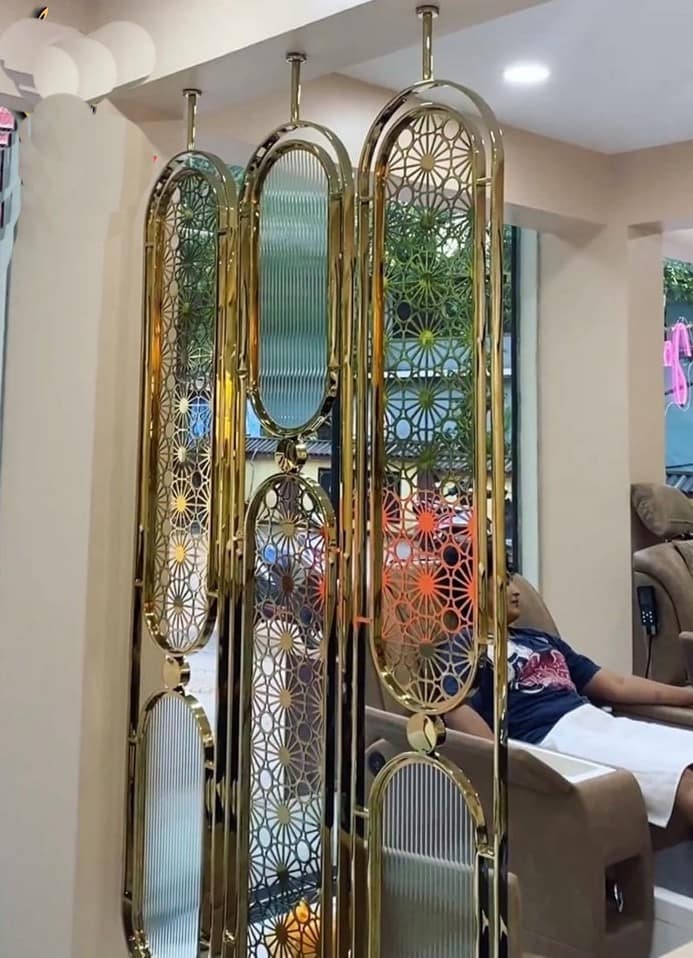 steel capsule panel partitions